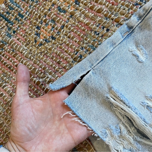 Zara Distressed High Rise Shorts - Picture 4 of 11